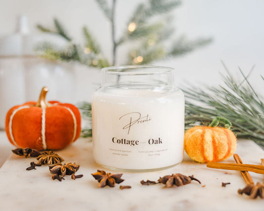 Cottage and Oak Candle