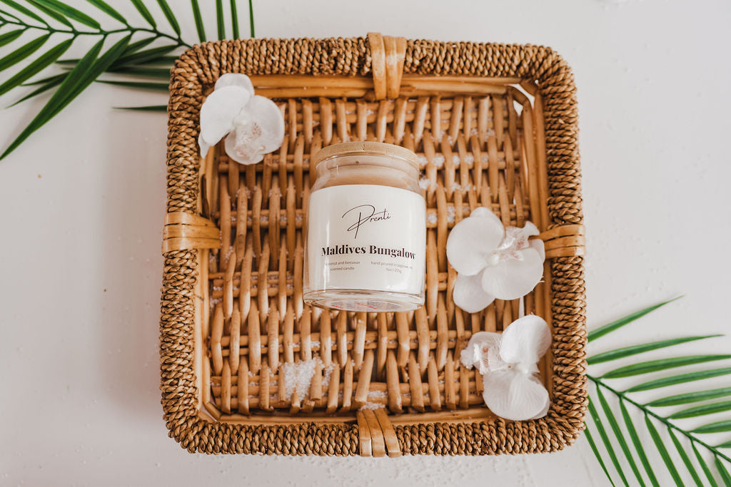 Maldives Bungalow Candle